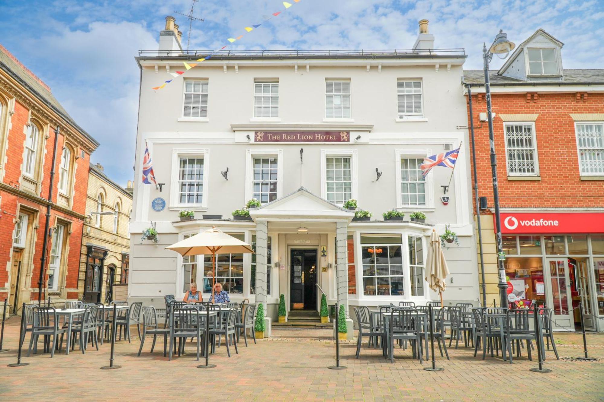 The Red Lion Hotel Spalding Room photo